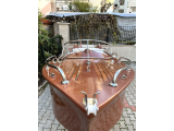 İtalyan spor/classic model sürat teknesi Bella Yachting